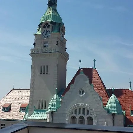 Na Namesti