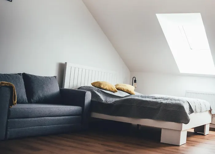 Na Namesti Lejlighed *